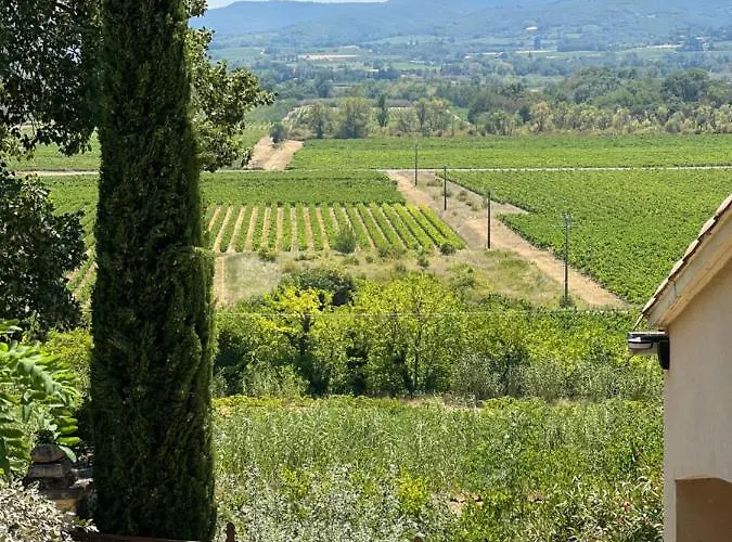 L'abri Saint-Just (Ardeche)