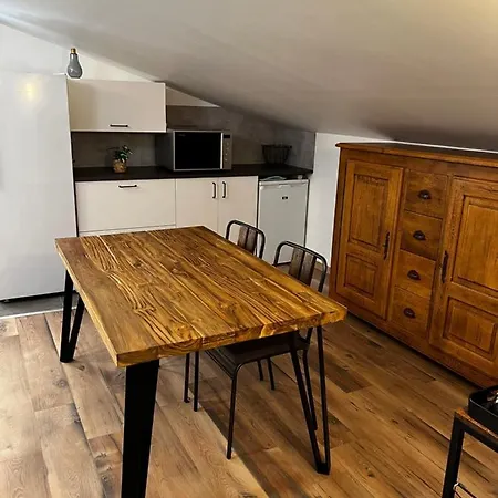 L'abri Saint-Just (Ardeche)